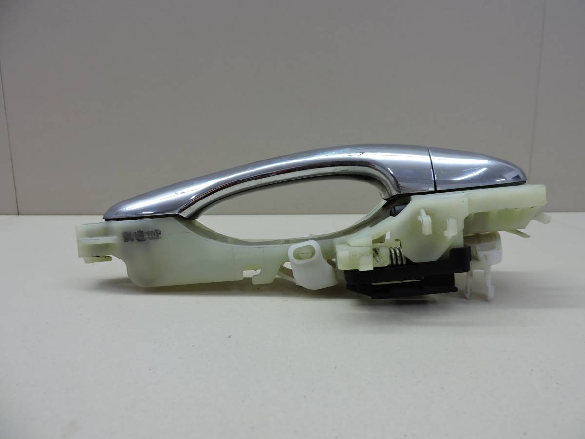 Ручка двери наружная левая Kia Sportage 3 (SL) 2010-2015