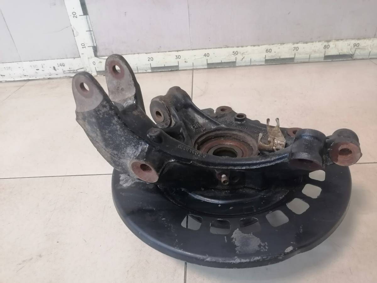 Кулак поворотный задний правый Porsche Cayenne 2003-2010