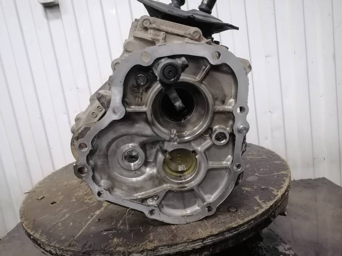 Коробка раздаточная Mazda BT-50 2006-2012 Коробка раздаточная Mazda BT-50 2006-2012