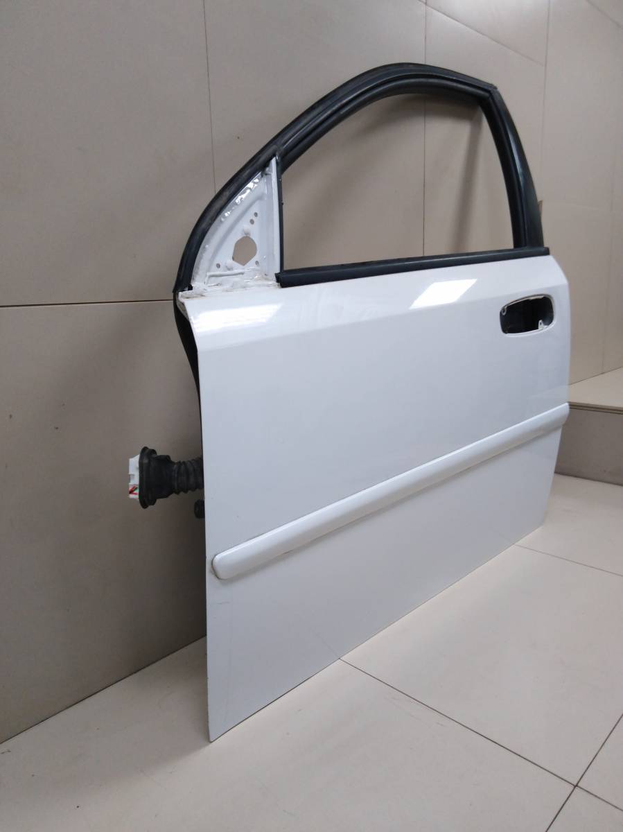 Дверь передняя левая Daewoo Gentra 2013-2015