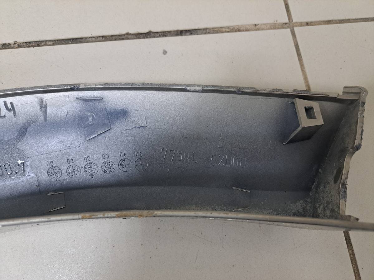 Накладка двери задней левой Suzuki Grand Vitara 1998-2005