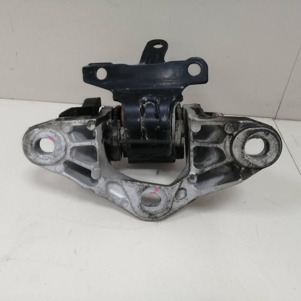 Кронштейн опоры двигателя Mazda Mazda 6 (GJ) 2013-2016