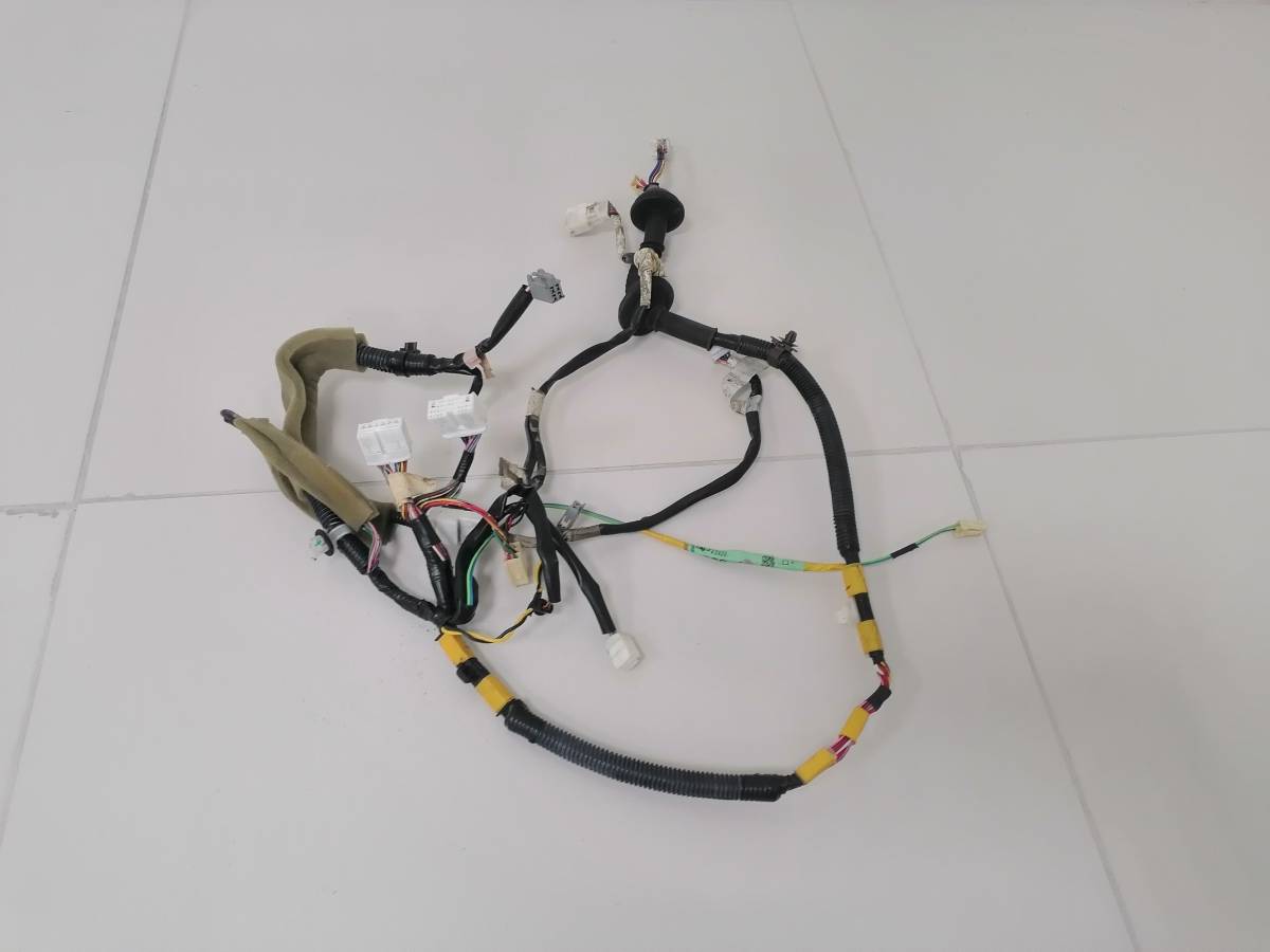 Проводка двери Toyota  Celsior (F30) 2003