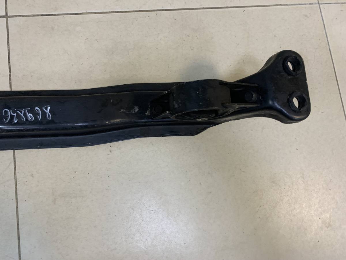 Балка передняя продольная Nissan Primera (P11) 1996-2002