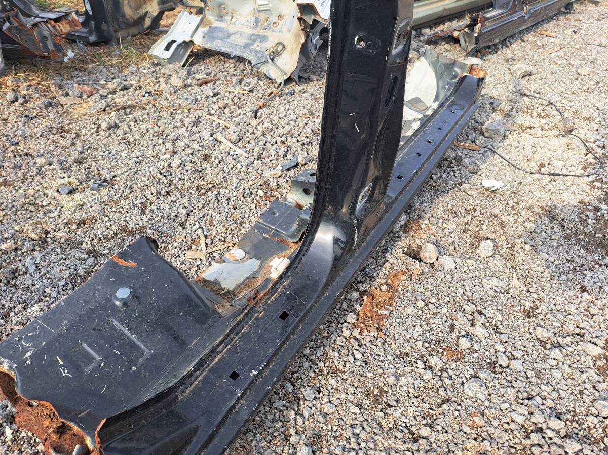 Порог со стойкой правый Nissan Almera (N16) 2000-2006