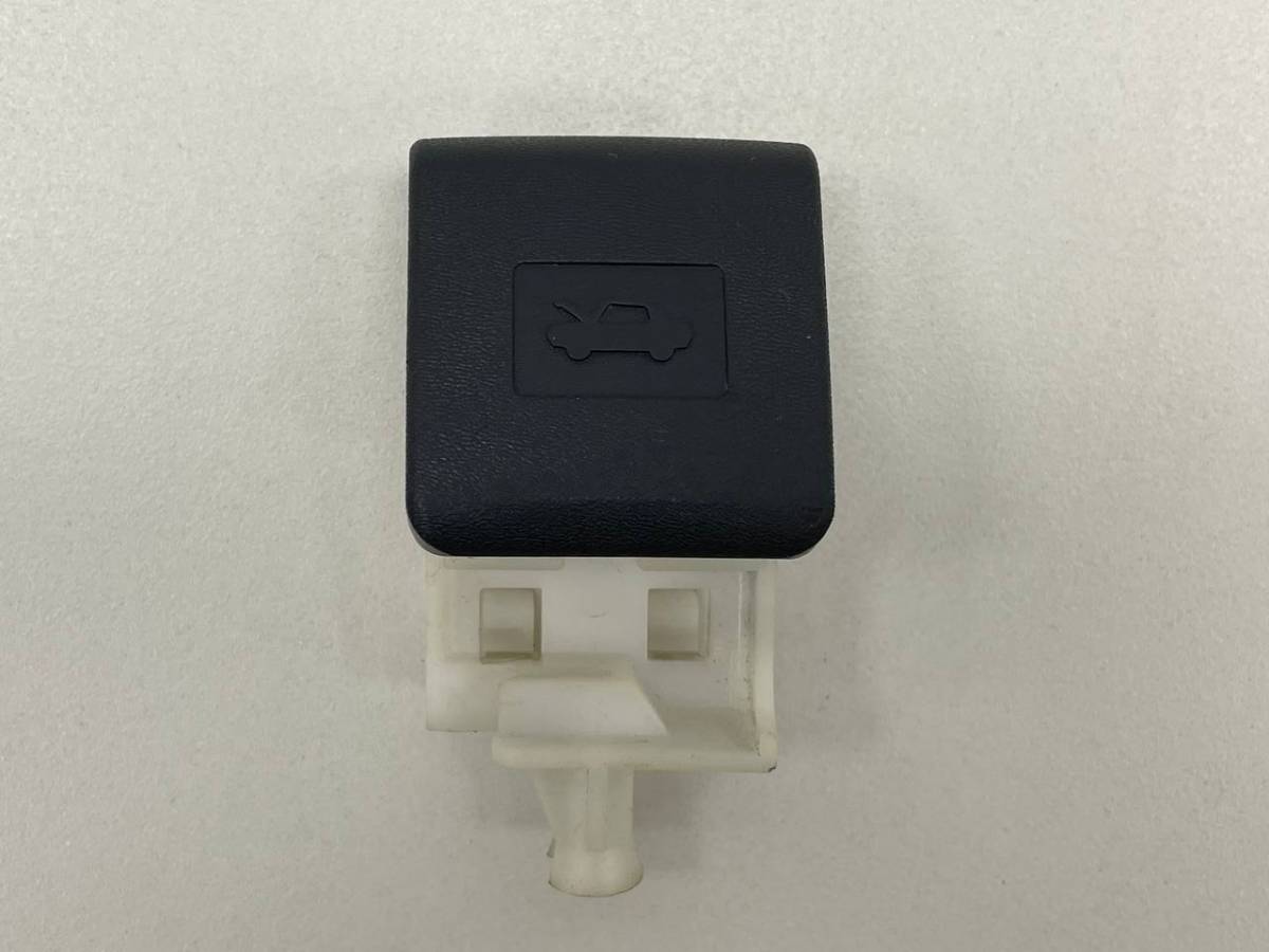 Ручка открывания капота Toyota Avensis (T250) 2003-2009
