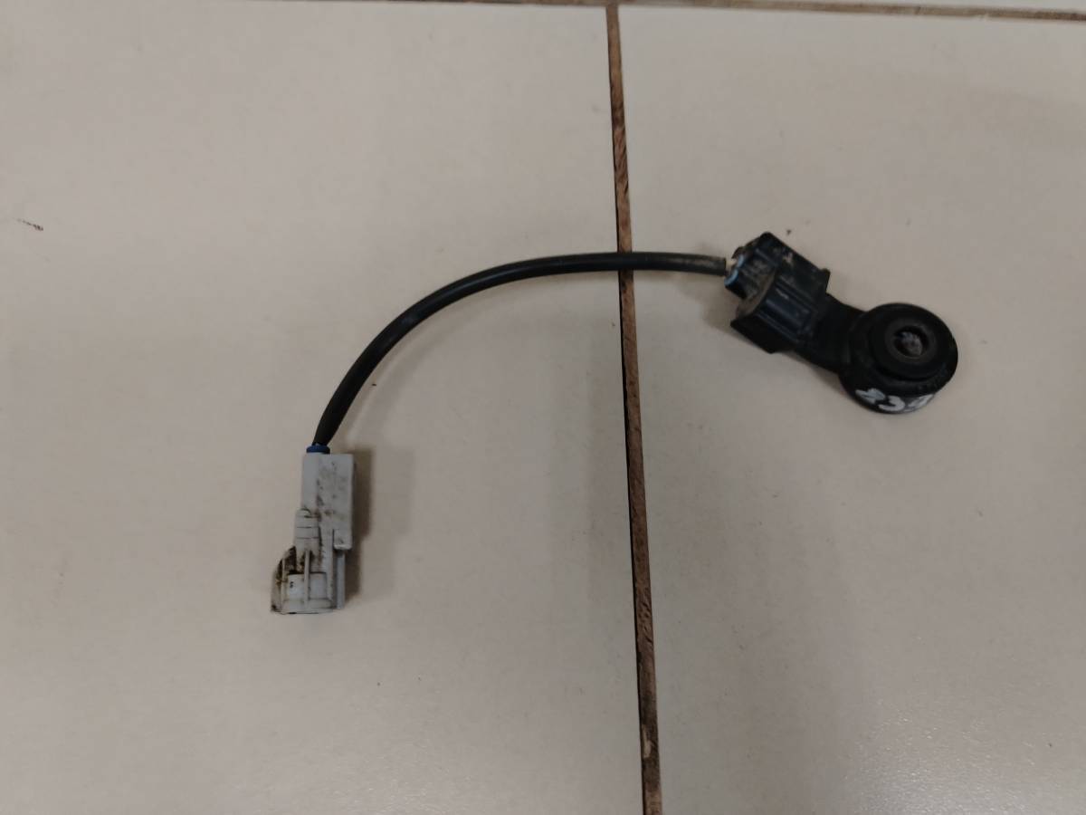 Датчик детонации Toyota Corolla E120 2001-2007 Датчик детонации Toyota Corolla E120 2001-2007