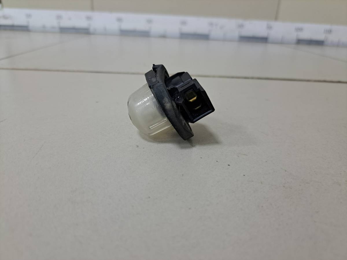 Фонарь подсветки номера Suzuki SX4 2006-2013