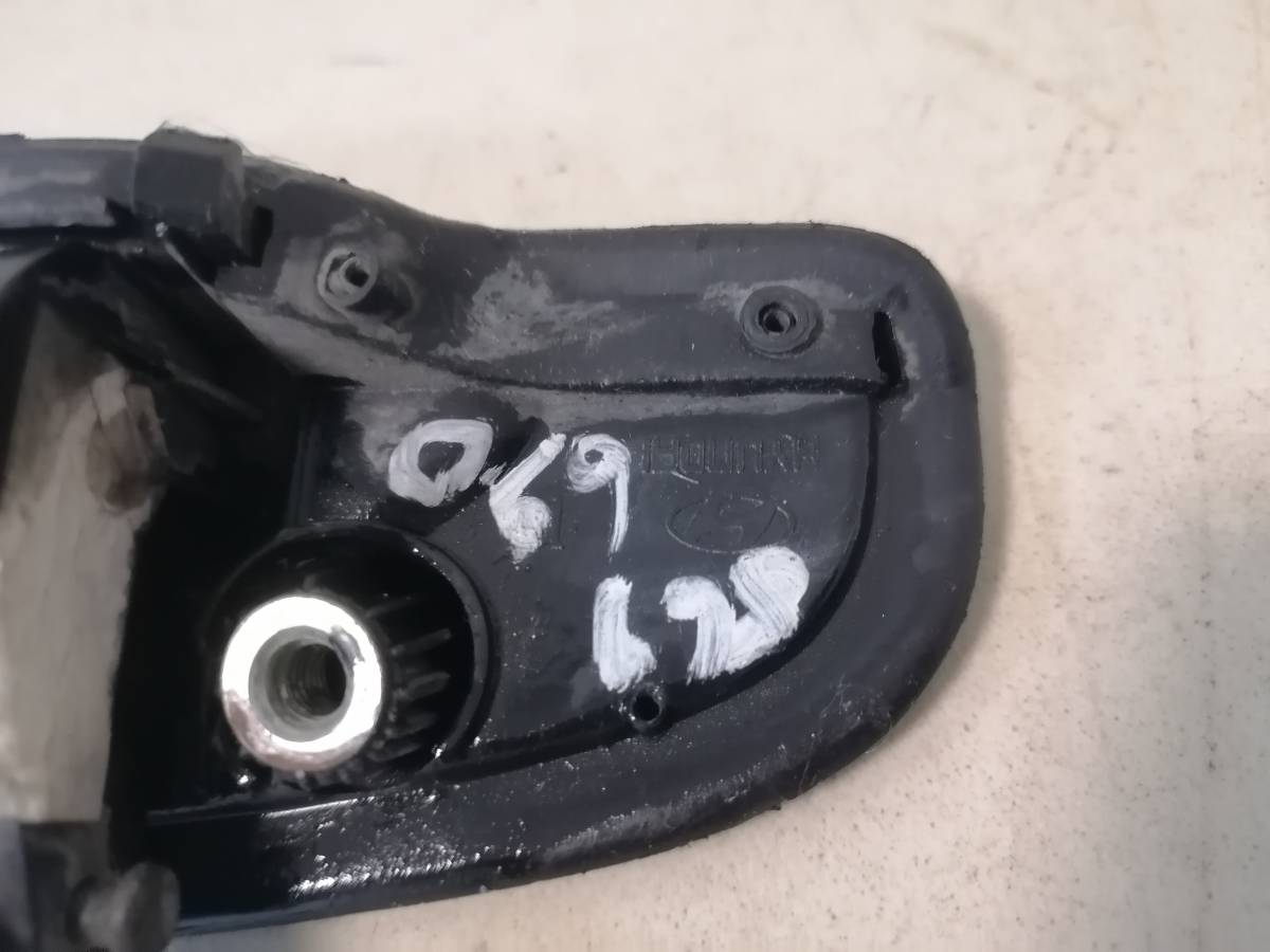 Ручка двери задней наружная левая Hyundai Getz 2002-2010