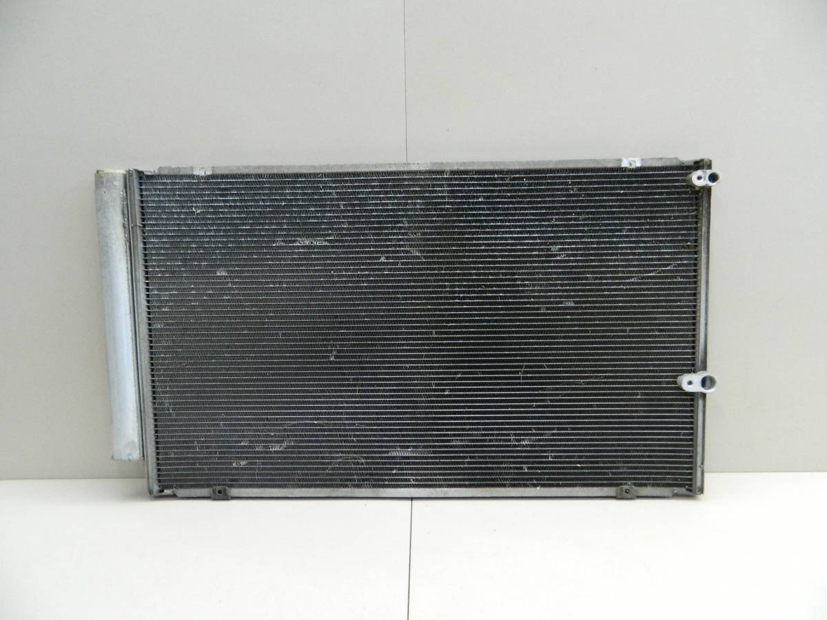 Радиатор кондиционера (конденсер) Toyota Prius (W20) 2003-2009