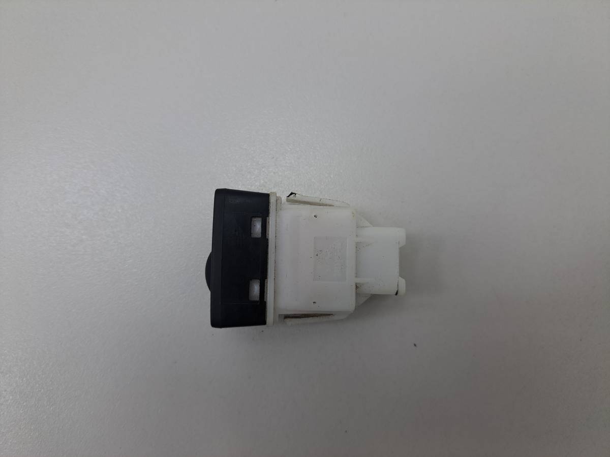 Кнопка корректора фар Suzuki SX4 2006-2013 Кнопка корректора фар Suzuki SX4 2006-2013