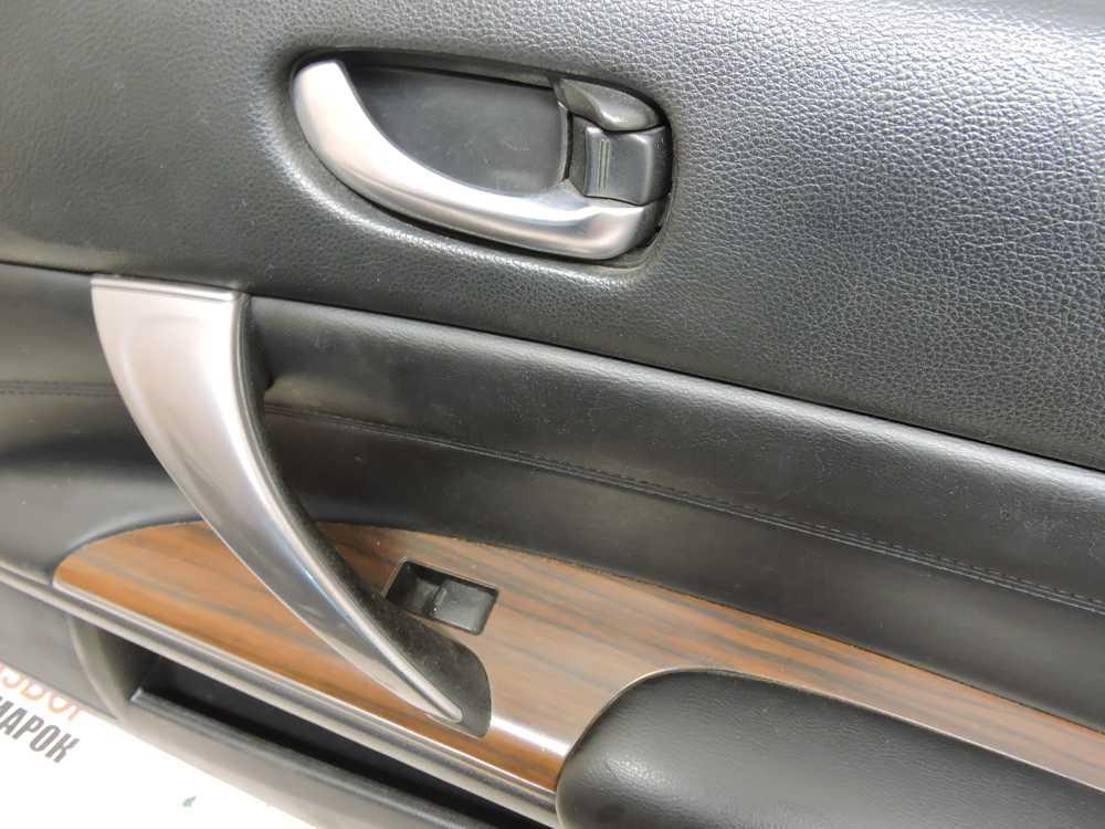 Обшивка двери передней правой Nissan Teana J32 2008-2013