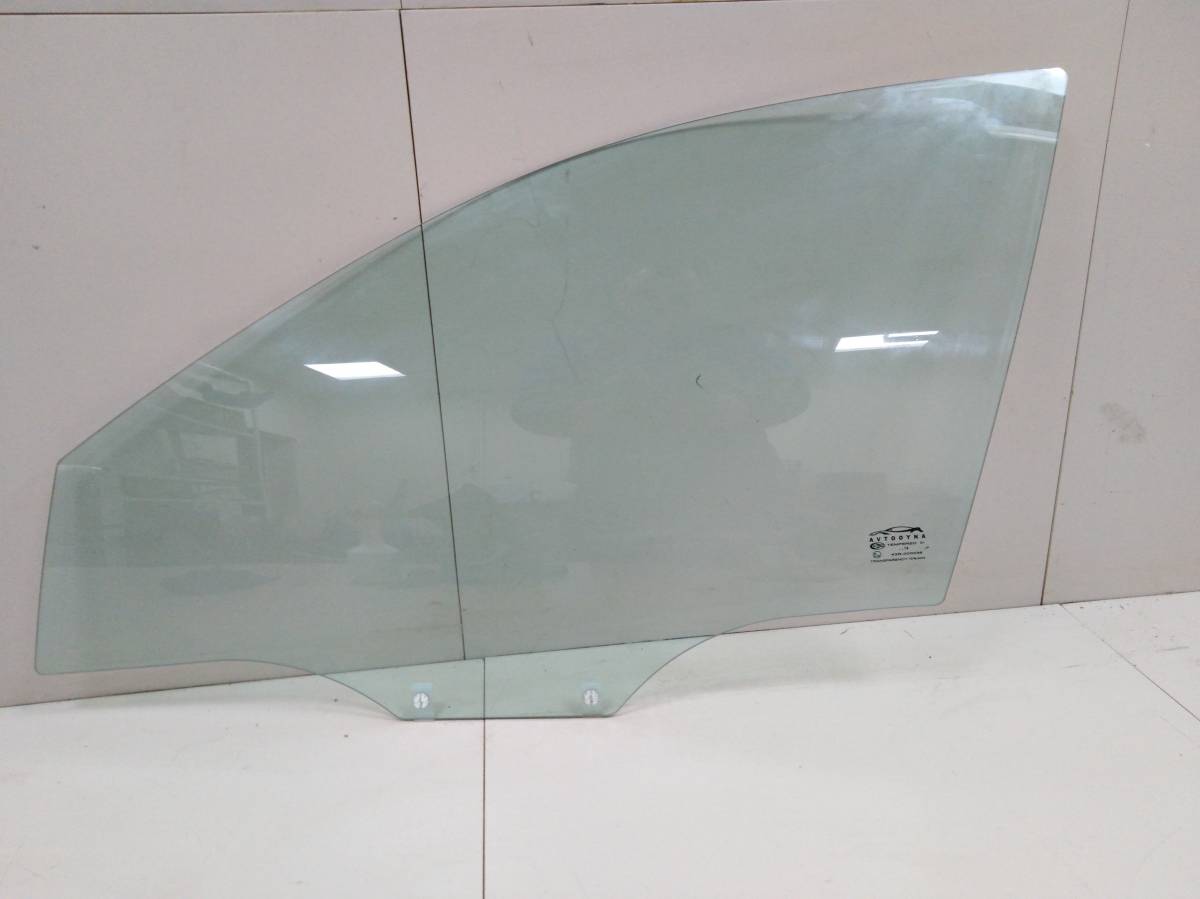 Стекло двери передней левой Daewoo Gentra 2013-2015