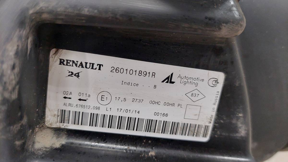 Фара правая Renault Duster 2012>