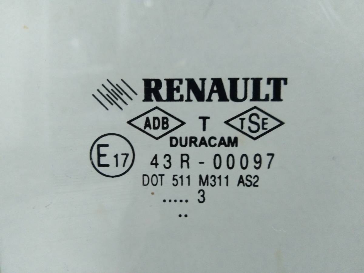 Стекло двери задней правой Renault Symbol (1) 2001-2008