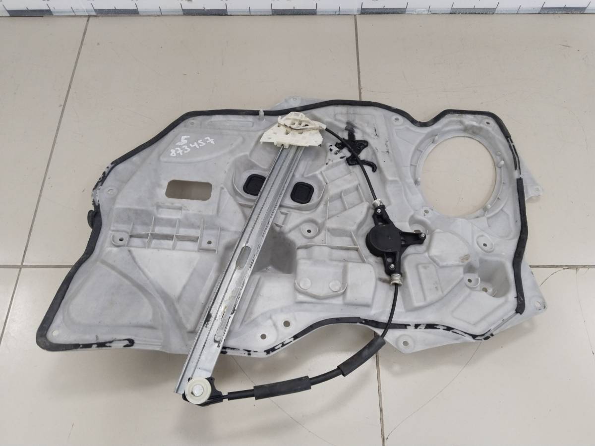 Стеклоподъемник электр. передний левый Mazda Axela BL 2009-2013