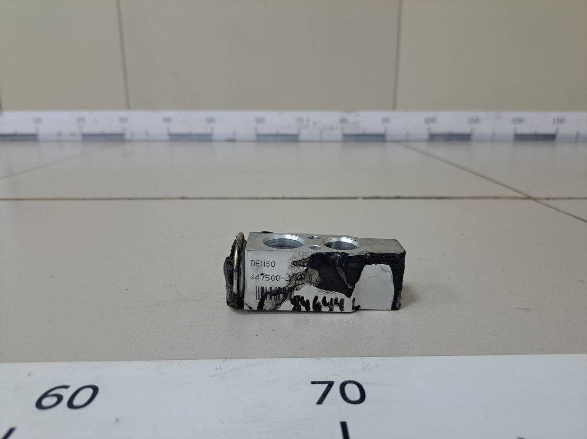 Клапан кондиционера Toyota Camry (XV30) 2001-2006 Клапан кондиционера Toyota Camry (XV30) 2001-2006