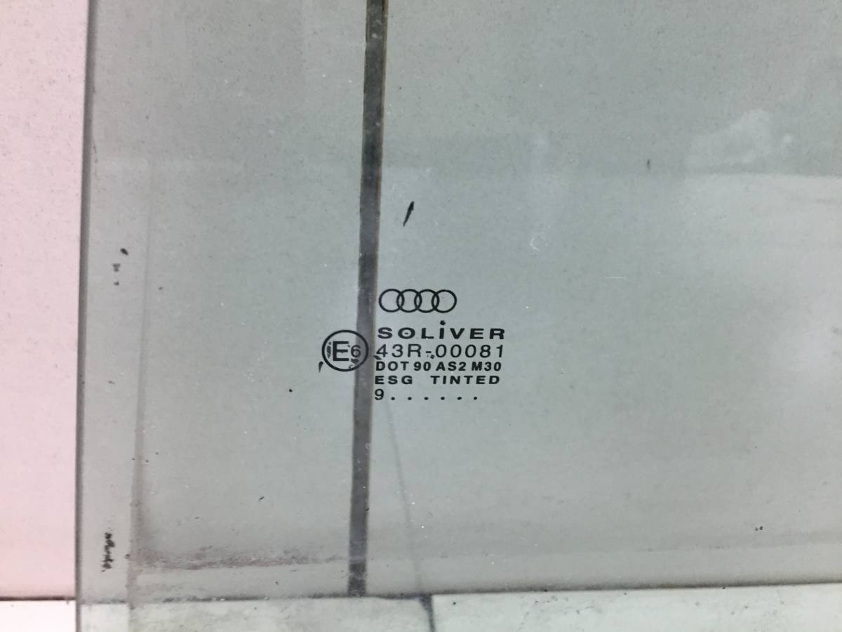 Стекло двери задней левой Audi A6 (C5) 2000-2005