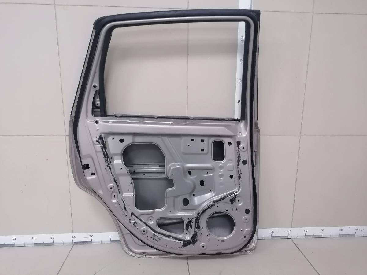 Дверь задняя левая Nissan Note (E11) 2006-2013