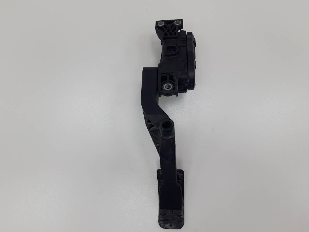 Педаль газа Volkswagen Bora (1J) 1998-2005