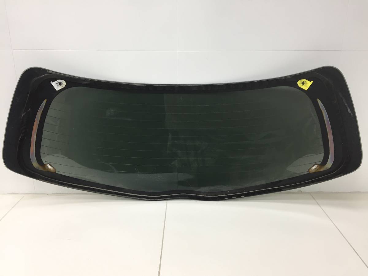Стекло заднее Toyota Vitz (XP130) 2010-2016