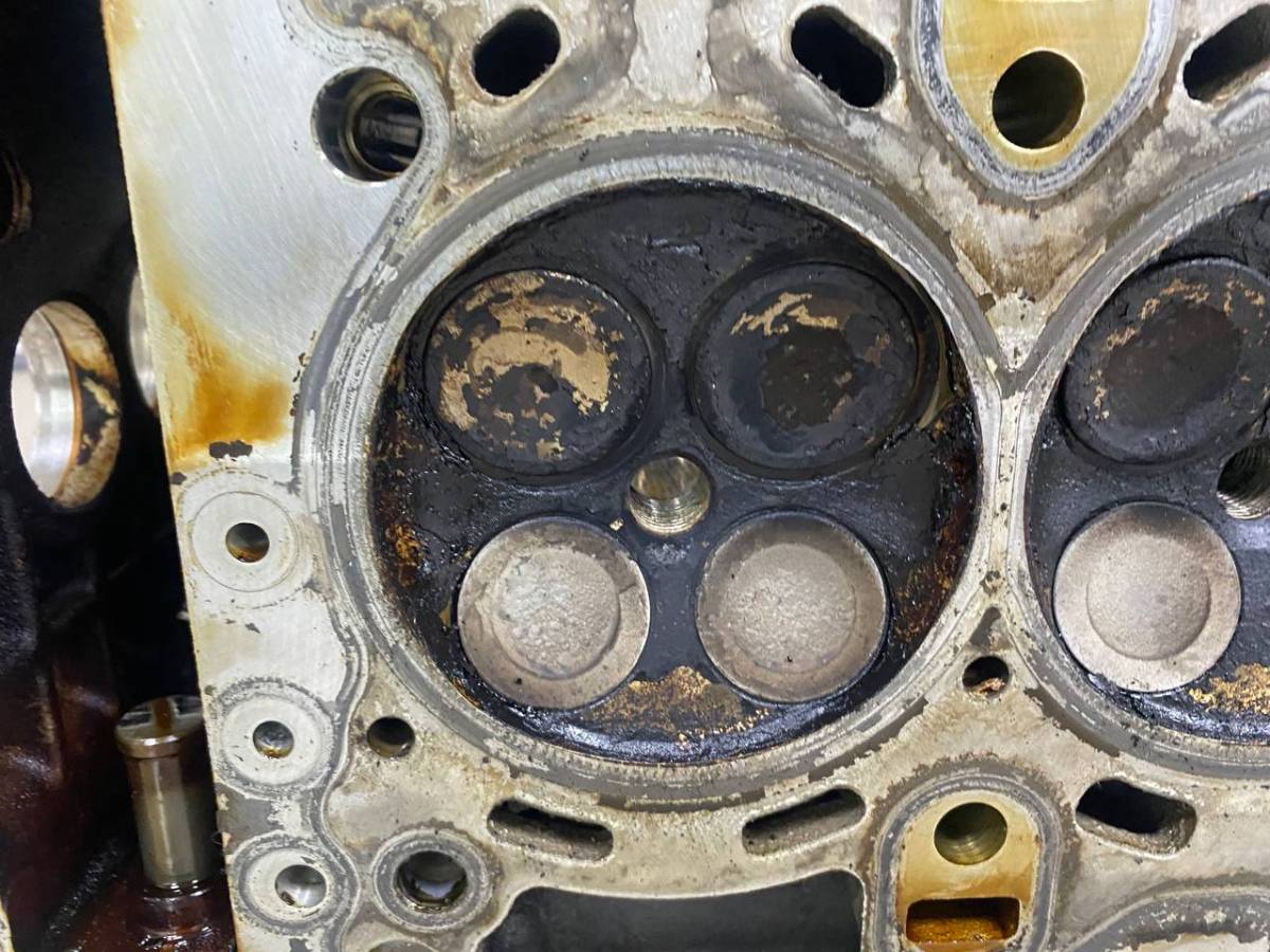 Головка блока цилиндров BMW 3-series E92/E93 2006-2012 Головка блока цилиндров BMW 3-series E92/E93 2006-2012