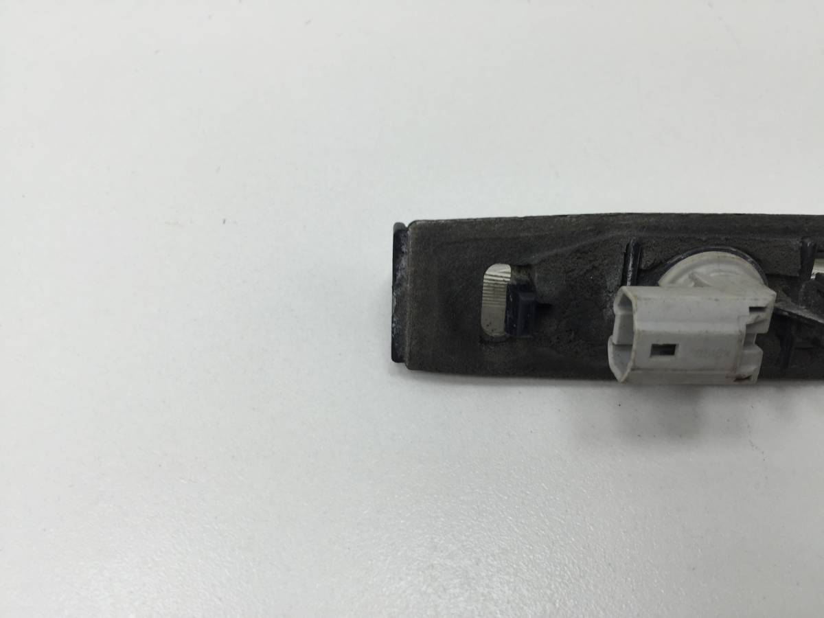 Фонарь подсветки номера Toyota Camry (V40) 2006-2011