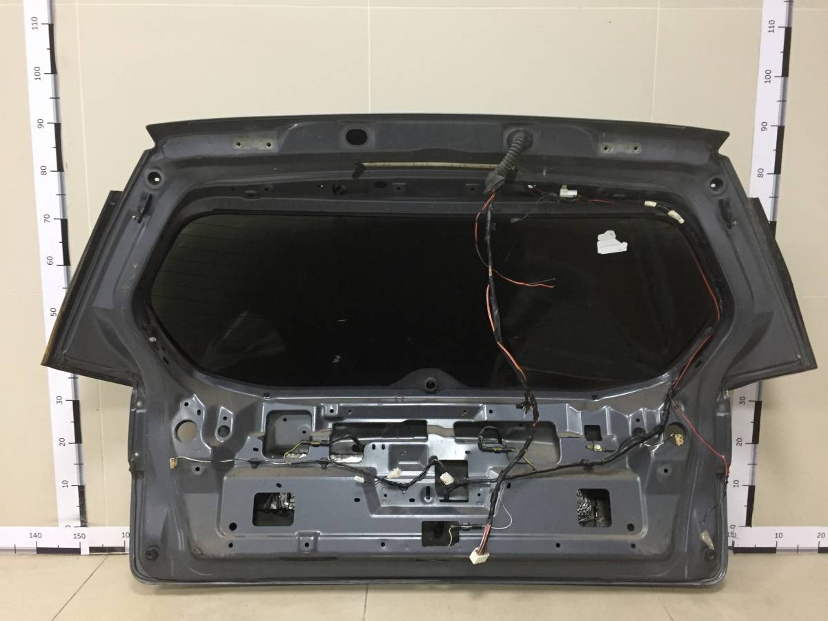 Дверь багажника со стеклом Mitsubishi Outlander XL (CW) 2006-2012