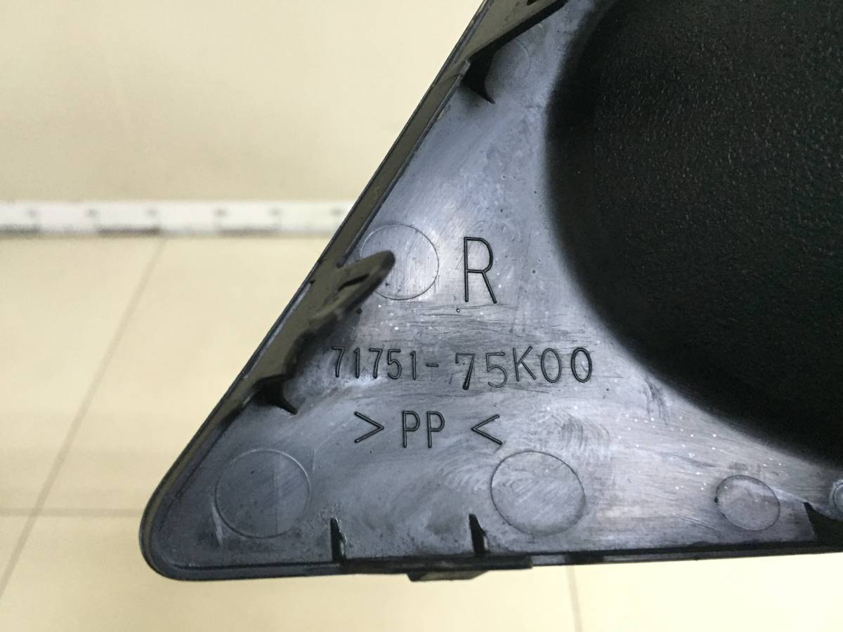 Рамка противотуманной фары правой Suzuki SX4 2006-2013