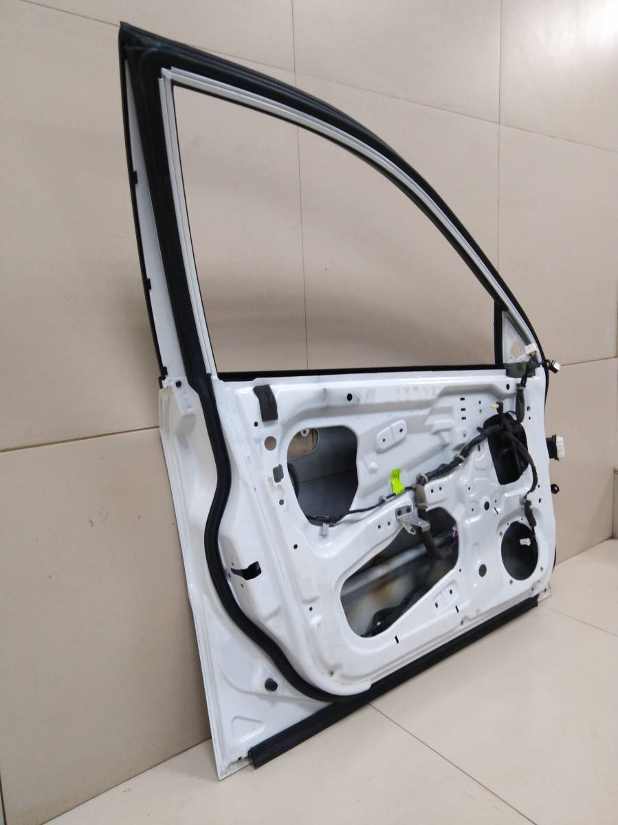 Дверь передняя левая Daewoo Gentra 2013-2015