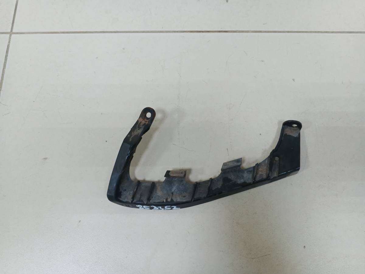 Кронштейн переднего бампера правый Honda CR-V 2007-2012
