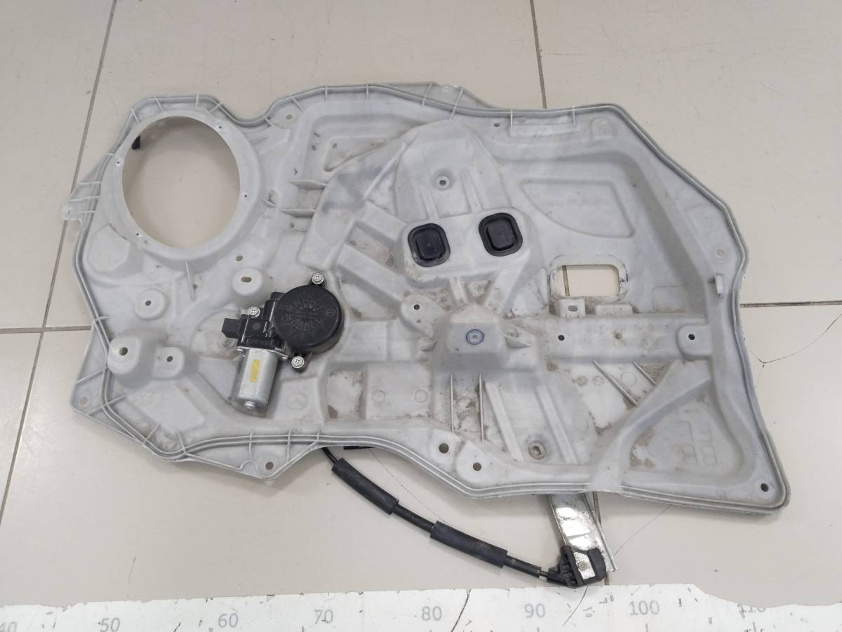 Стеклоподъемник электр. передний левый Mazda Axela BL 2009-2013