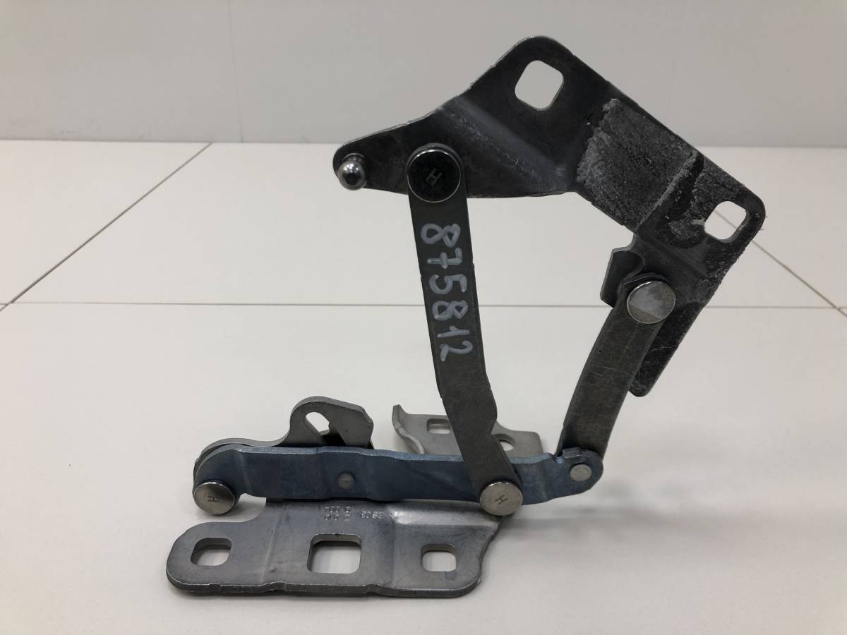 Петля капота левая Mercedes-Benz GL-Class (X166) 2012>