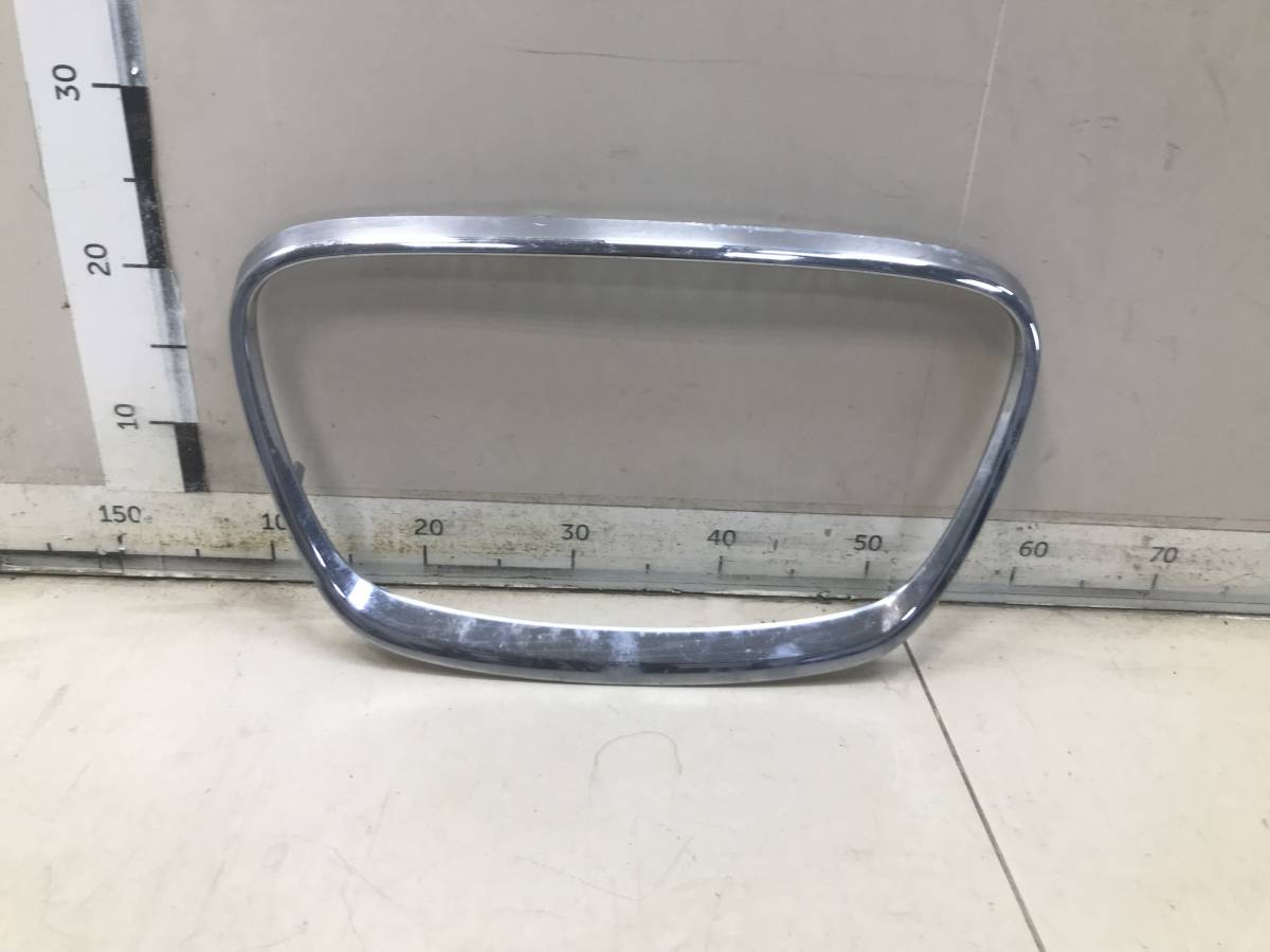 Молдинг решетки радиатора Seat Altea 2004-2015