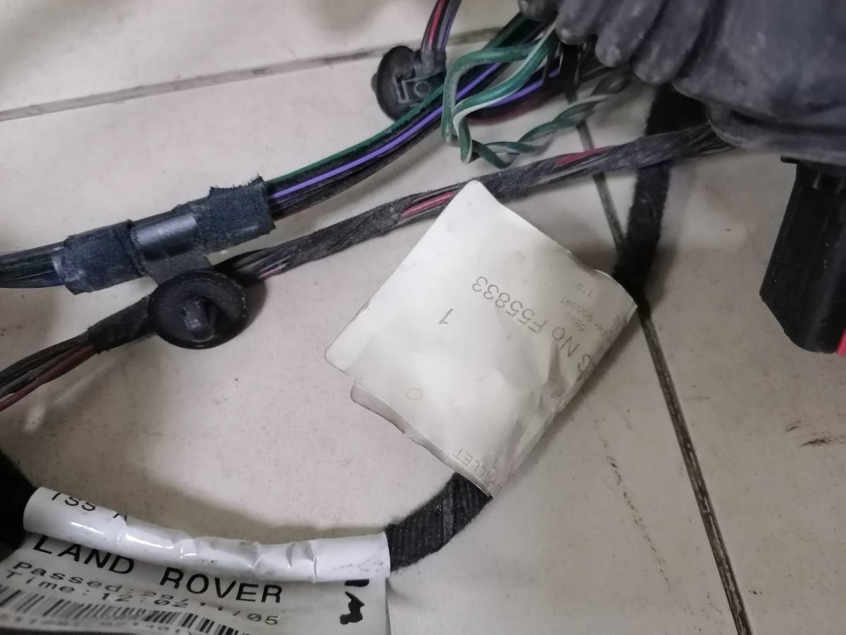 Проводка двери Land Rover Discovery 3 2004-2009