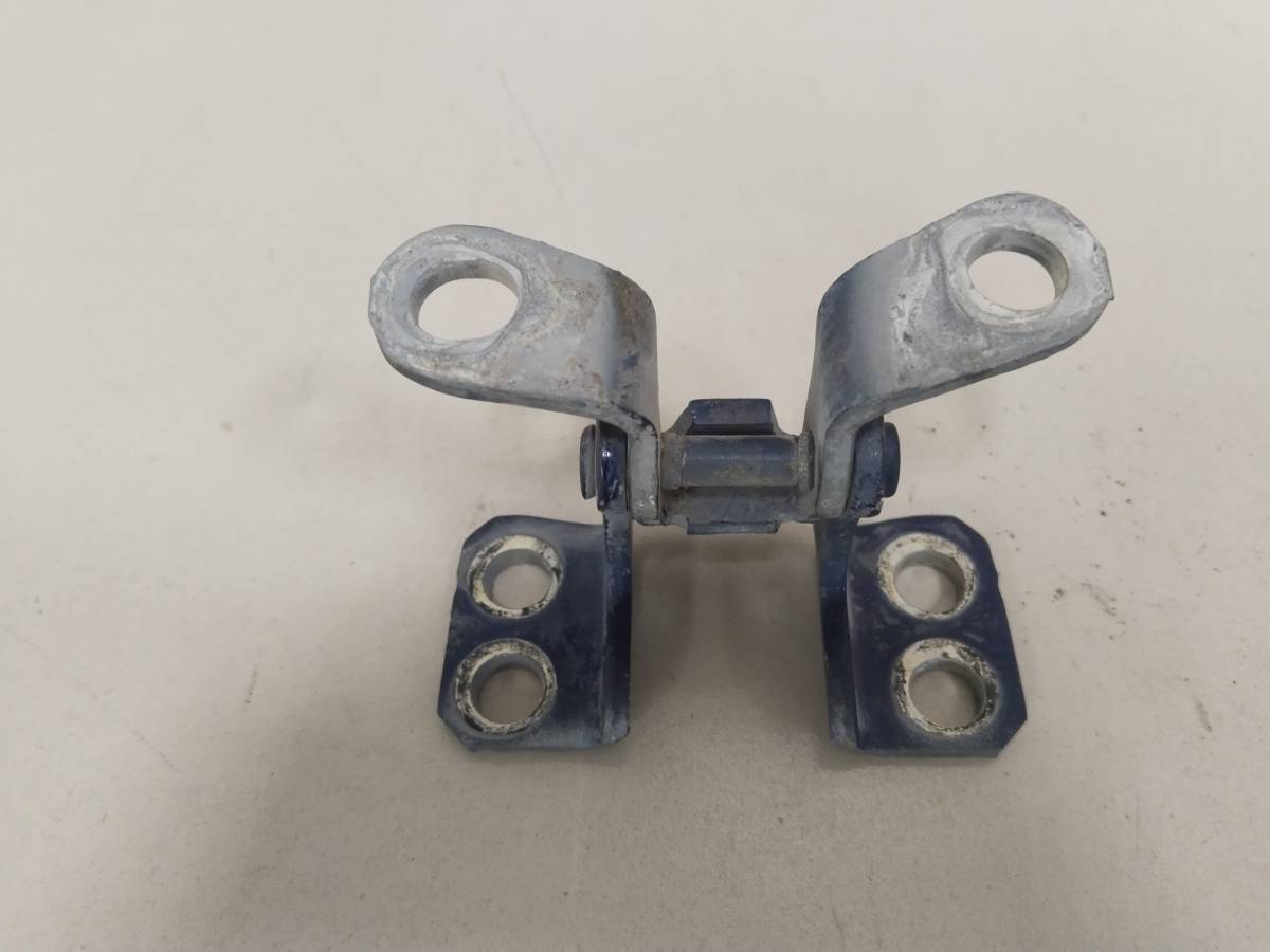 Петля двери багажника Toyota Land Cruiser Prado (J120) 2002-2009