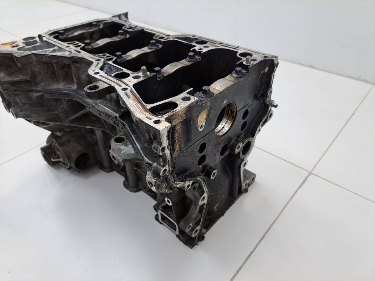 Блок двигателя Nissan X-Trail (T30) 2001-2006
