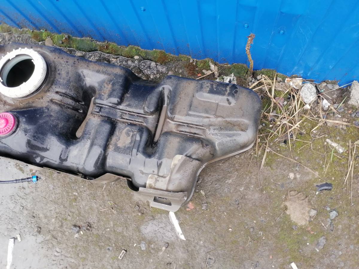Бак топливный Toyota Land Cruiser Prado (J120) 2002-2009