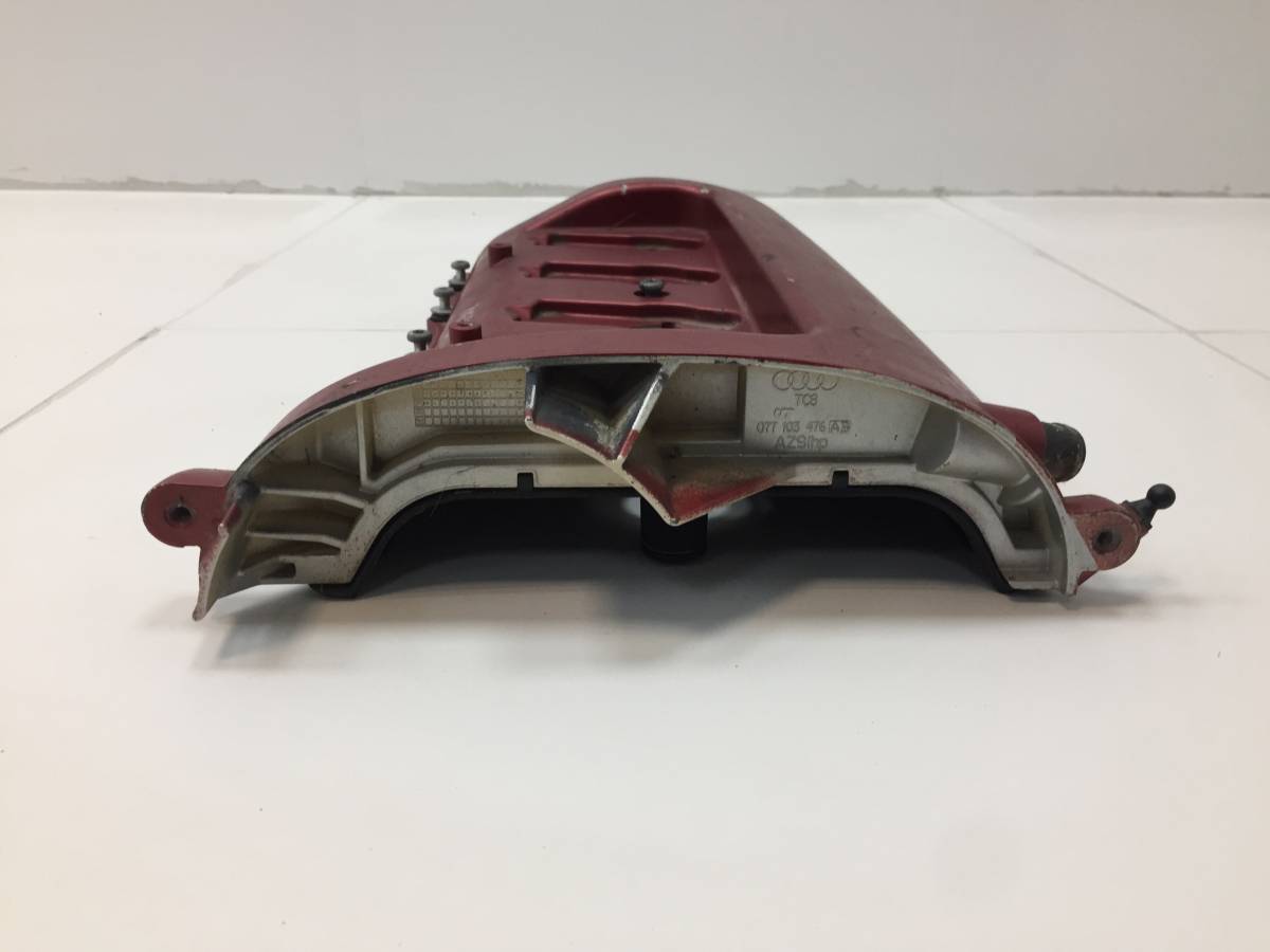 Крышка головки блока (клапанная) Audi A8 (D3, 4E) 2002-2010