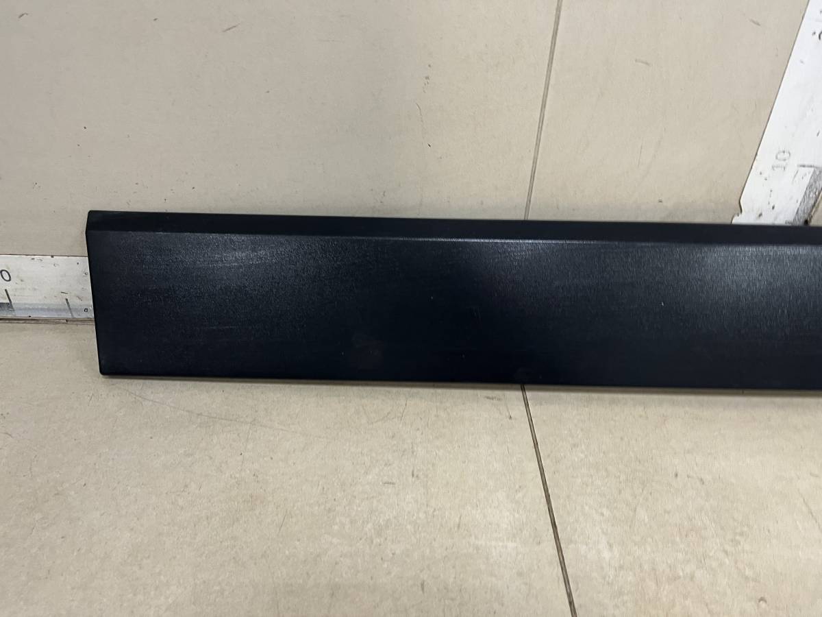 Накладка двери багажника Land Rover Discovery 3 2004-2009
