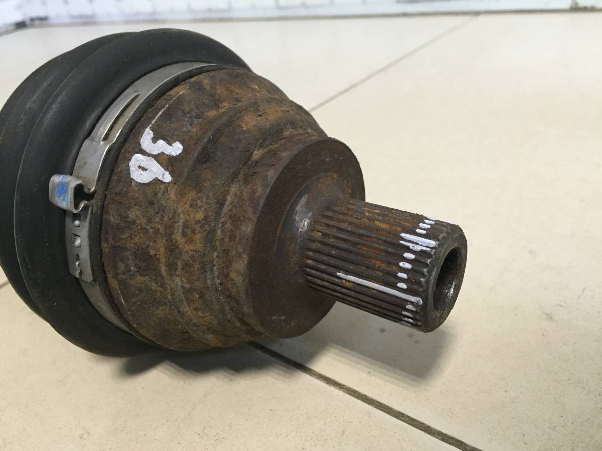 Полуось передняя левая Volkswagen Jetta (1K) 2006-2011