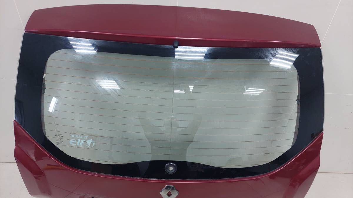 Дверь багажника со стеклом Renault Duster 2012>