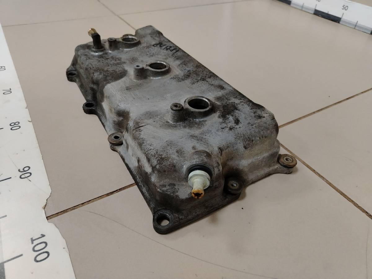 Крышка головки блока (клапанная) Nissan Maxima (A33) 2000-2008