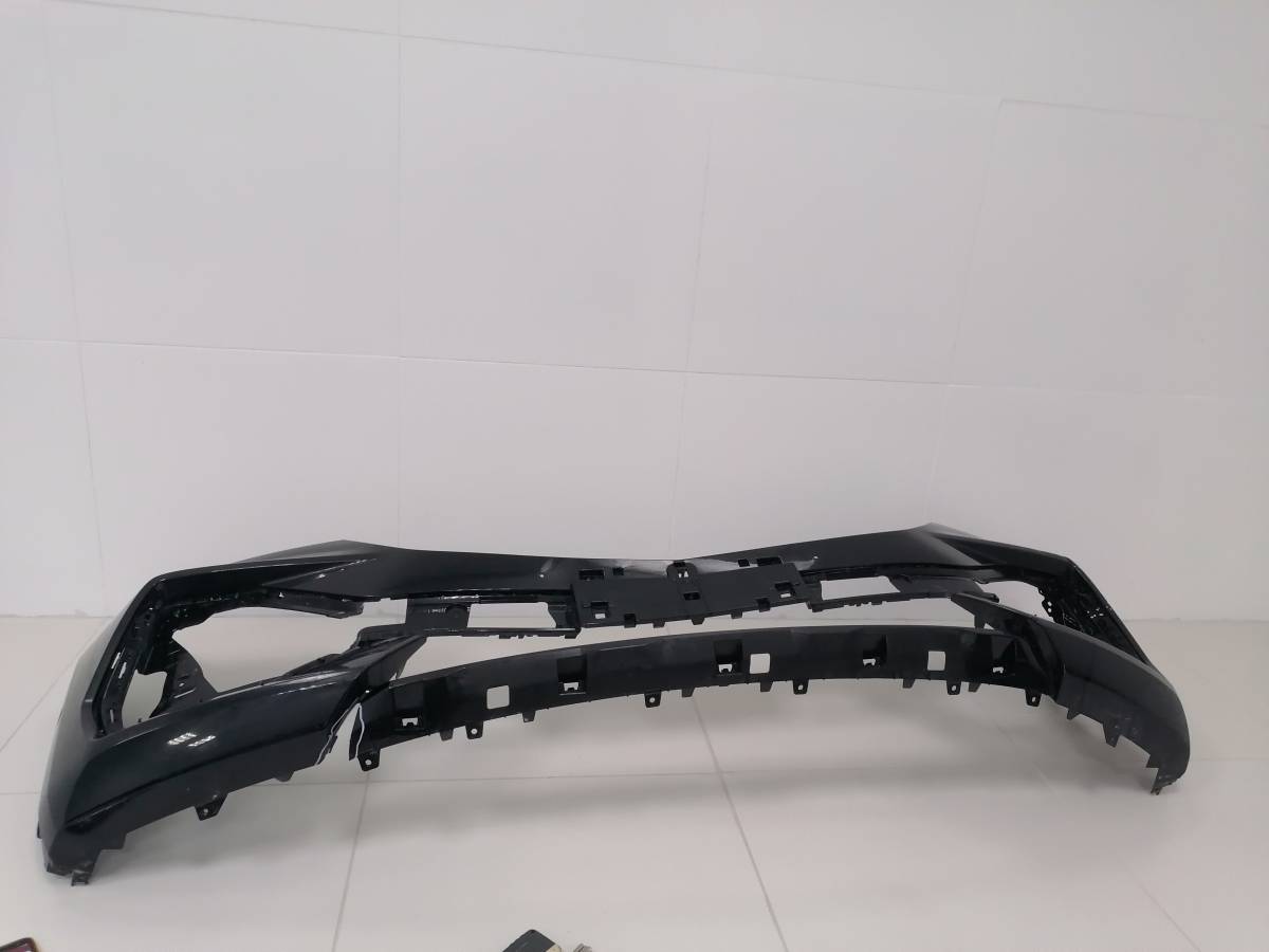 Бампер передний Geely Monjaro 2022>