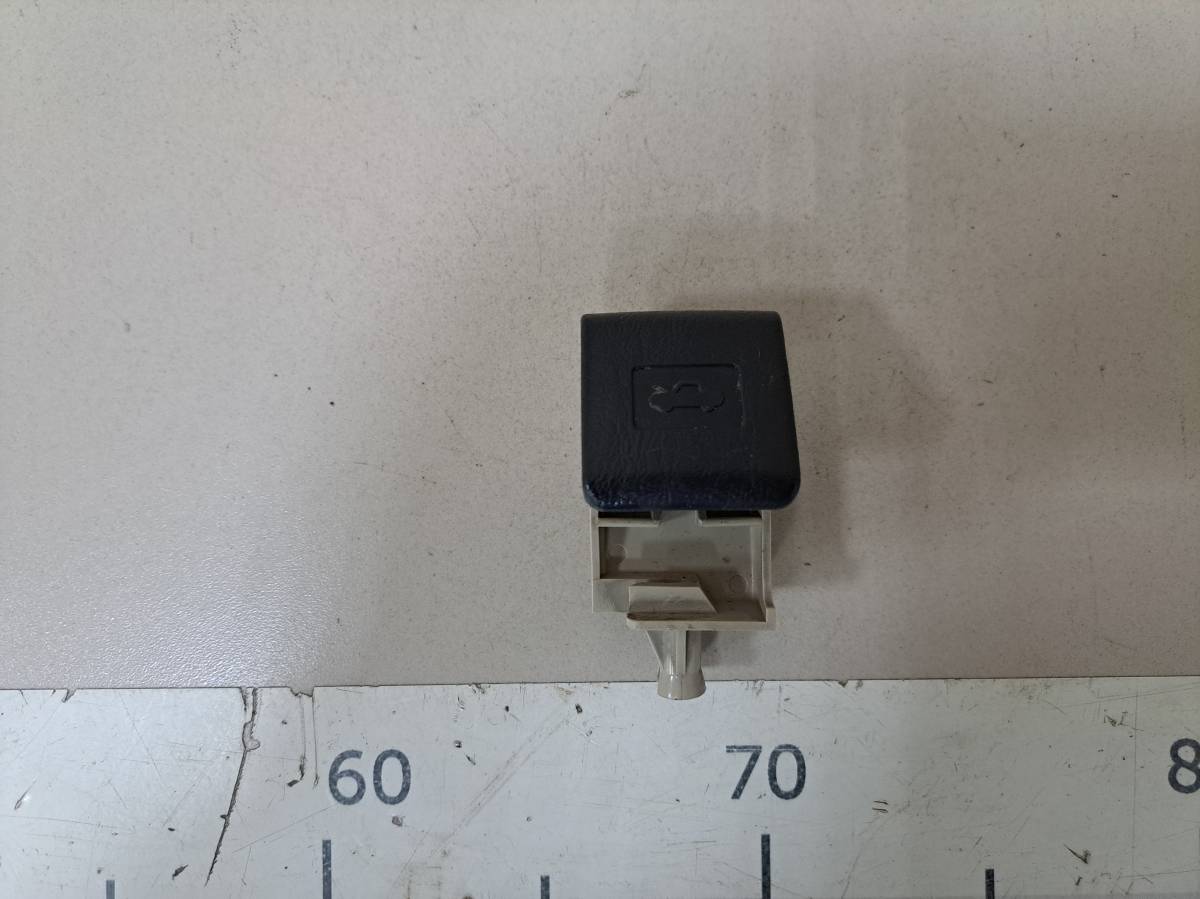 Ручка открывания капота Toyota Land Cruiser Prado (J120) 2002-2009