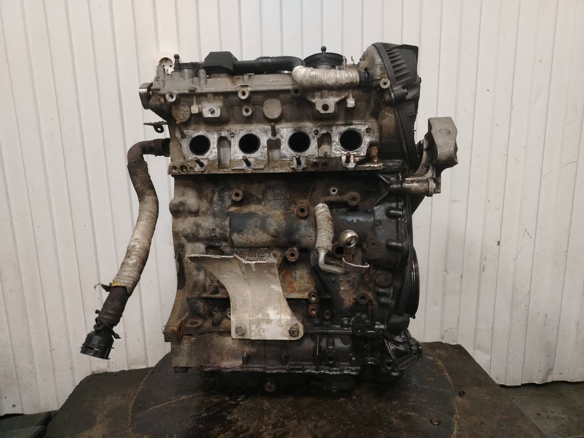 Двигатель Volkswagen Passat B6 2005-2010
