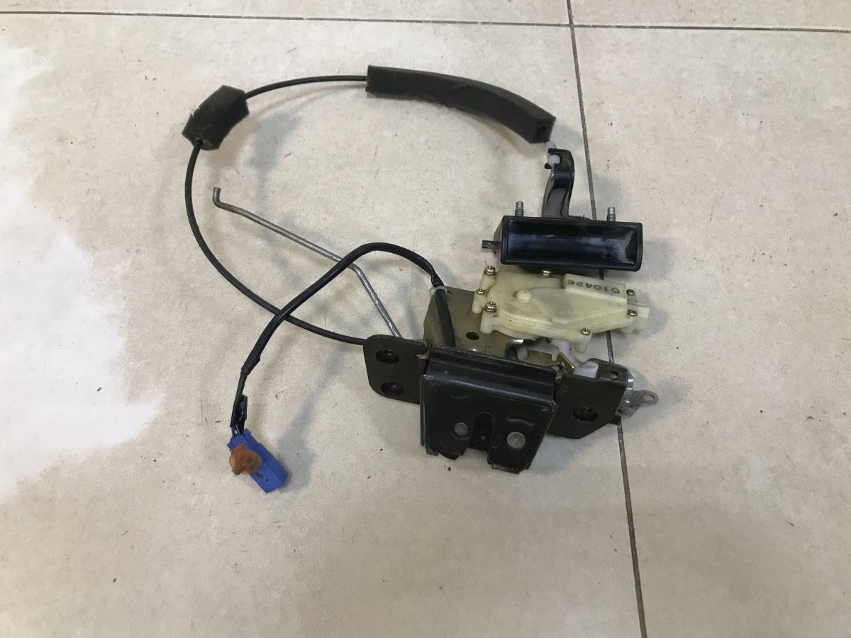 Замок багажника Honda Civic EU 2000-2005