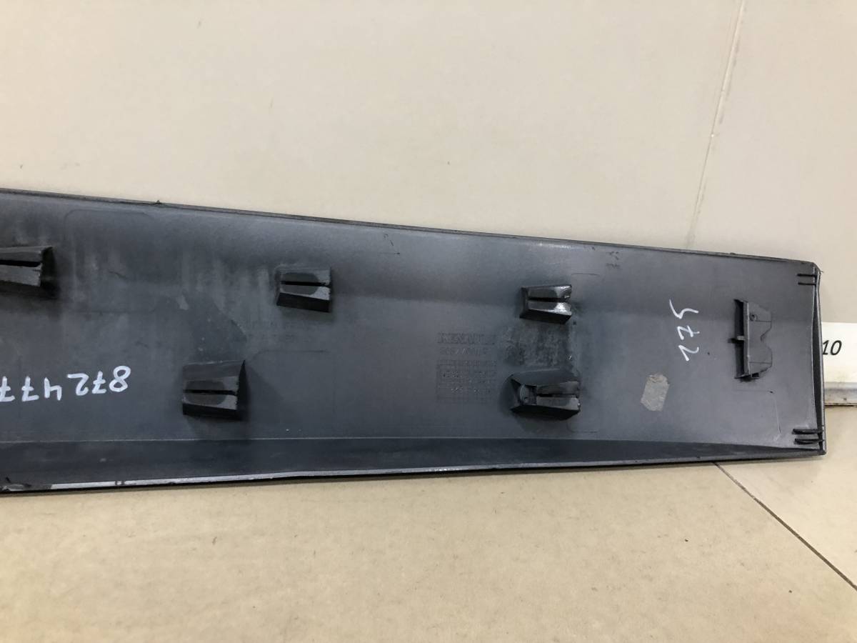 Накладка двери передней левой Renault Scenic (3) 2009-2015