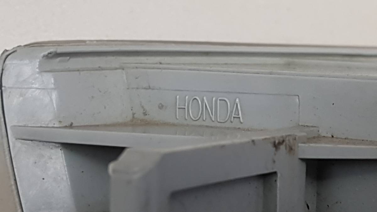 Указатель поворота в бампер правый Honda Integra 1993-2000