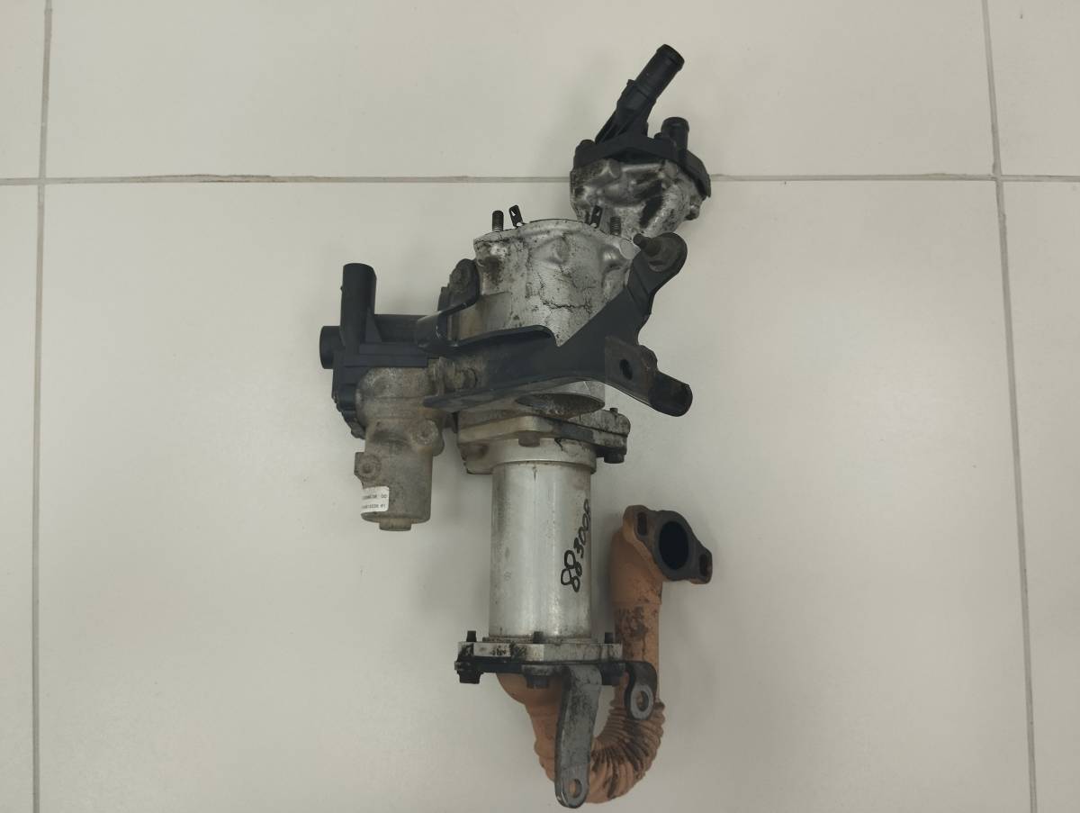 Клапан рециркуляции выхлопных газов Nissan Qashqai (J10) 2006-2013